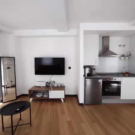 2. Luminoso Y Unico En La Mejor Zona Gastronomica *