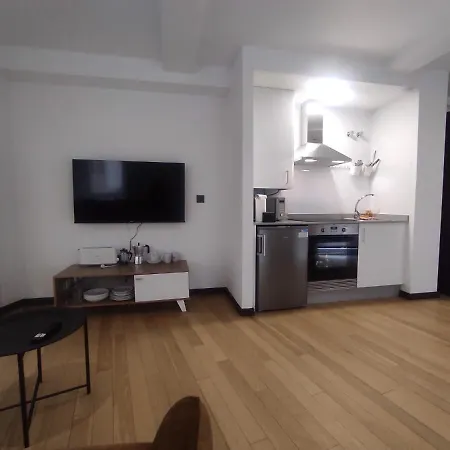 2. Luminoso Y Unico En La Mejor Zona Gastronomica *